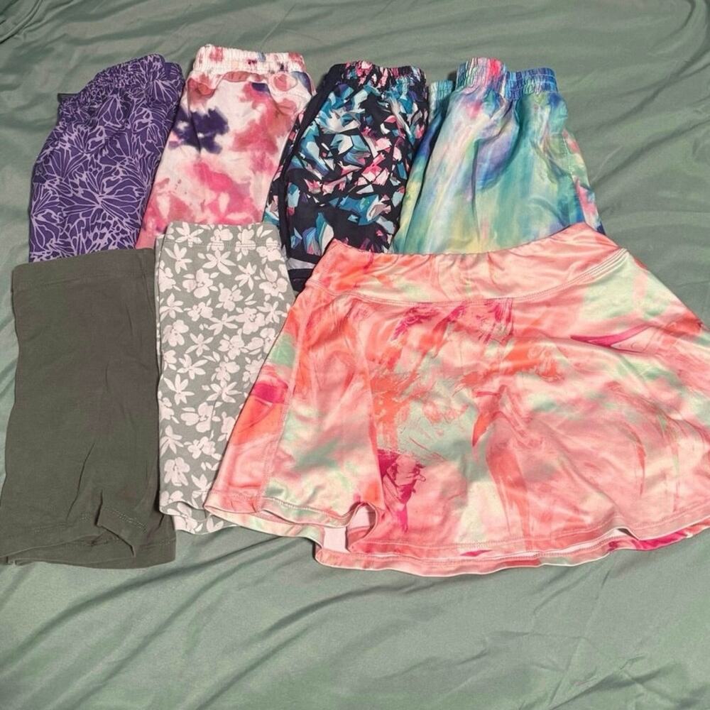 Girls Short Bundle size 7/8 (7)